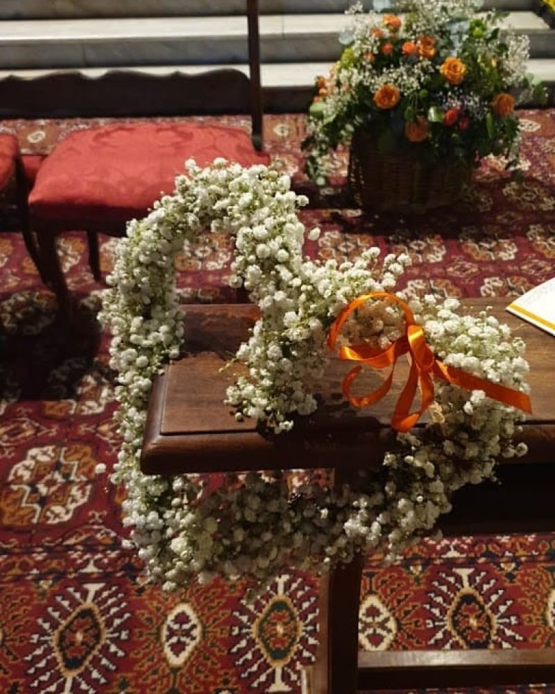 allestimento-floreale-matrimonio-alessandria-tortona-piemonte-fiorista-bouquet-fioraio-vendita-fiori-matrimoni-composizioni-fiorite-addobbi-sposi-chiesa